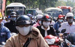Đeo tai nghe khi tham gia giao thông bị phạt bao nhiêu tiền?