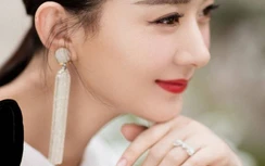 Tái xuất showbiz, Triệu Lệ Dĩnh khoe vẻ đẹp ngất ngây