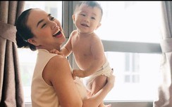 Ấm áp khoảnh khắc mẫu tử của Đinh Ngọc Diệp bên con trai đầu lòng