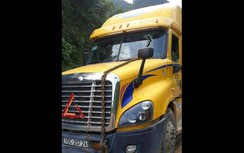 Hi hữu: Tài xế tử vong vì... đứt xích khi ô tô kéo nhau lên dốc