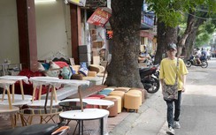 Nhức nhối những tuyến vỉa hè biến thành xưởng sản xuất ở Hà Nội