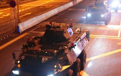 Video: Trung Quốc điều 6000 quân nhân luân chuyển đến Hồng Kông