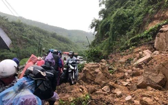 Tái diễn sạt lở đường Hồ Chí Minh đoạn qua Quảng Trị