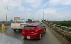 Truy tìm tài xế ô tô cố tình bỏ chạy khi CSGT kiểm tra vi phạm