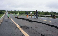 Bộ GTVT yêu cầu khẩn trương khắc phục sụt lún tuyến tránh Chư Sê