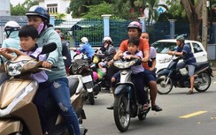 Đề nghị CSGT xử nghiêm phụ huynh không đội mũ bảo hiểm cho trẻ em