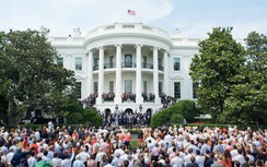 Thêm một trợ lý của cố vấn John Bolton ở Nhà Trắng bất ngờ từ chức