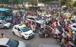 Cận cảnh giao thông trên các tuyến đường Hà Nội tính mở làn ưu tiên xe buýt