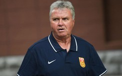 HLV Guus Hiddink bị Trung Quốc sa thải vì thua thầy Park