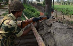 Quân đội Ấn Độ và Pakistan bắn nhau ở khu vực biên giới