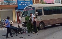 Ô tô khách lấn làn tông trực diện xe máy, nam sinh lớp 9 tử vong tại chỗ
