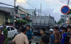 Người phụ nữ ngã văng xuống đường tử vong sau va chạm xe ben