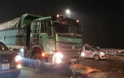 Va chạm với xe tải, thanh niên đi xe máy 50cc tử vong tại chỗ