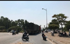 TNGT bố tử vong, con bắn vào lề đường: Tài xế xe đầu kéo đã ra trình diện