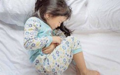 Liên tiếp bé gái ung thư buồng trứng, cha mẹ lưu ý dấu hiệu bất thường này
