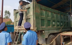 Nghệ An: Sợ bị phạt quá tải, doanh nghiệp tự đưa xe đi cắt thùng