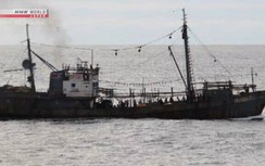 Tàu tuần tra Nhật Bản va chạm tàu cá Triều Tiên, 60 người rơi xuống biển