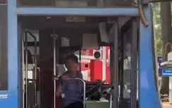 Tài xế nhổ nước bọt người đi đường không còn cơ hội lái xe buýt ở TP.HCM