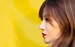 Bị chê già nua kém sắc, Triệu Vy liền khoe góc nghiêng xuất sắc