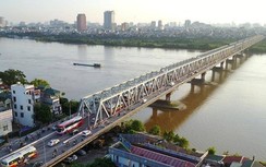 Gần 15 tỷ lắp tấm chống ồn hai đầu cầu Chương Dương