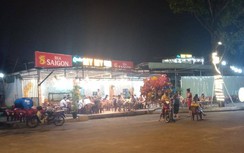 Video: Sau hai lần tháo dỡ, phố nhậu vẫn tái diễn dưới chân cầu Rồng