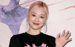 Trước khi tự tử, Sulli từng cầu cứu SM vì "bạo lực mạng" nhưng không được