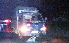 Xe máy đấu đầu xe tải, nam thanh niên tử vong thương tâm