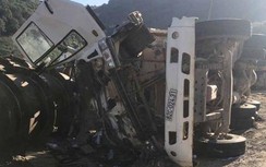 Lật xe thi công thủy điện, 2 người tử vong, 1 người bị thương nặng