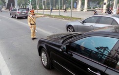 Lỗi quên không bật xi nhan bị phạt bao nhiêu?