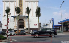 Công an Nghệ An đôn đốc truy tìm nhóm người hung hãn phá dải phân cách QL1