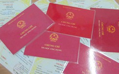 Chứng chỉ đầy người, lương vẫn không đủ sống