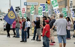 GM dự báo tương lai ảm đạm vì biểu tình kéo dài 40 ngày