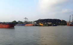 Dân Nam Định “gánh” sạt lở, hít bụi từ... Ninh Bình