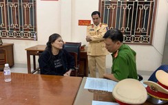 Cô giáo xin hối lộ CSGT gần 1 tỷ đồng để được giữ lại 5 bánh ma tuý