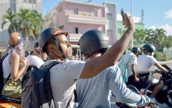Khó khăn do Mỹ cấm vận: Xe máy điện Trung Quốc bùng nổ ở Cuba