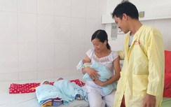 Hình ảnh đáng yêu các bé trai trong ca sinh 3 hiếm gặp ở Cà Mau