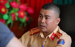 Phó Thủ tướng biểu dương CSGT cứu tài xế Grab kẹt ở đầu xe Mercedes cháy