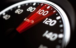 Ô tô, xe máy chạy quá tốc độ bị phạt bao nhiêu tiền?