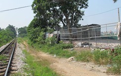 Rạch ròi trách nhiệm để xóa vi phạm hành lang đường sắt