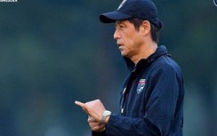 HLV Nishino nói gì về việc trợ lý xúc phạm HLV Park Hang-seo?