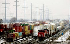 Vận tải đường sắt Canada tê liệt vì biểu tình lớn nhất thập kỷ