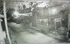 Người đàn ông vô cớ bị chém nhập viện còn bị trộm 2 xe ba gác