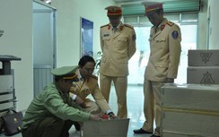 Bắt giữ lô hàng mỹ phẩm rởm trị giá cả tỷ đồng tại bến xe Giáp Bát