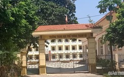 Giáo viên đưa 300 triệu nhờ nâng điểm cho học sinh bị khai trừ đảng