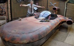 Video: Xe bay trong phim viễn tưởng "Star Wars" bất ngờ dạo phố