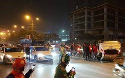 Tài xế xe CRV lật ngửa khi cổ vũ đội bóng VN vô địch vẫn chưa xuất hiện