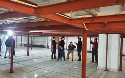 Cắt đôi tầng 1 chung cư thành bãi đỗ xe: Lộ nhiều sai phạm, làm liều?