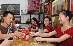 Giá vàng hôm nay 16/12: Giảm ngay khi mở cửa, vàng mất mốc quan trọng