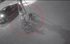 Nghi án tài xế ô tô đâm cụ bà tử vong, giấu xác nạn nhân rồi bỏ đi