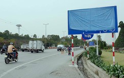 Nguy hiểm ô tô, xe máy chạy chung làn trên cầu Bãi Cháy